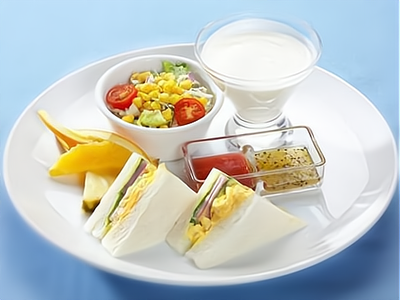 雙合成早餐:用產(chǎn)品和服務(wù)打動餐飲美食消費(fèi)者