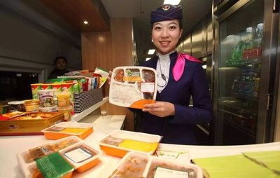 鐵路部門推出動車組列車互聯(lián)網(wǎng)訂餐服務(wù)，南寧東站等27個高鐵車站為首批試點(diǎn)